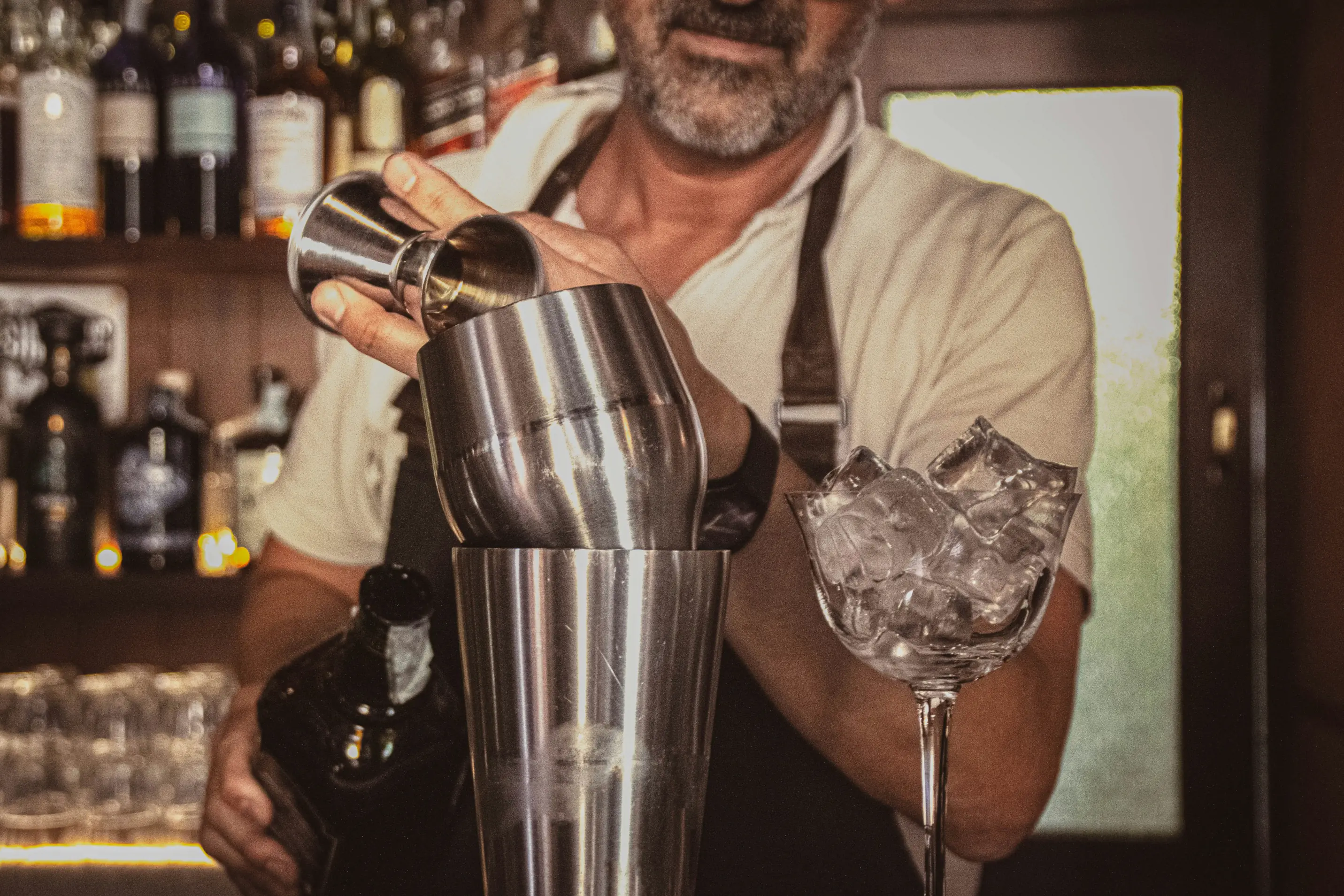Man mixing a cocktail
